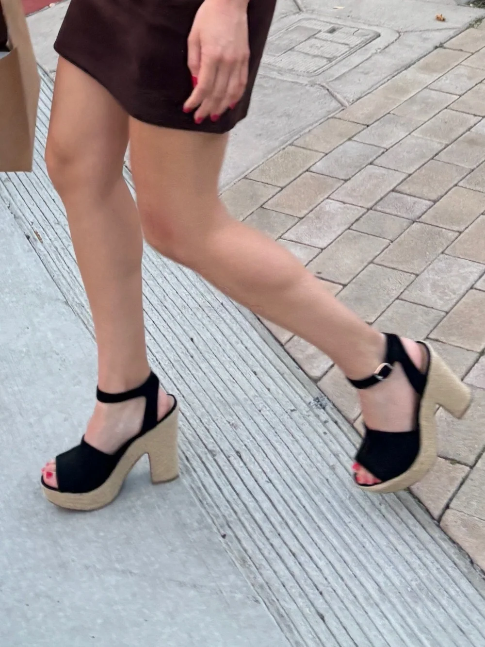 Sun and Stone-Black Platform Espadrille Sandals with Ankle Strap size 6